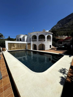 Villa vue sur mer au pied du Montgo à denia